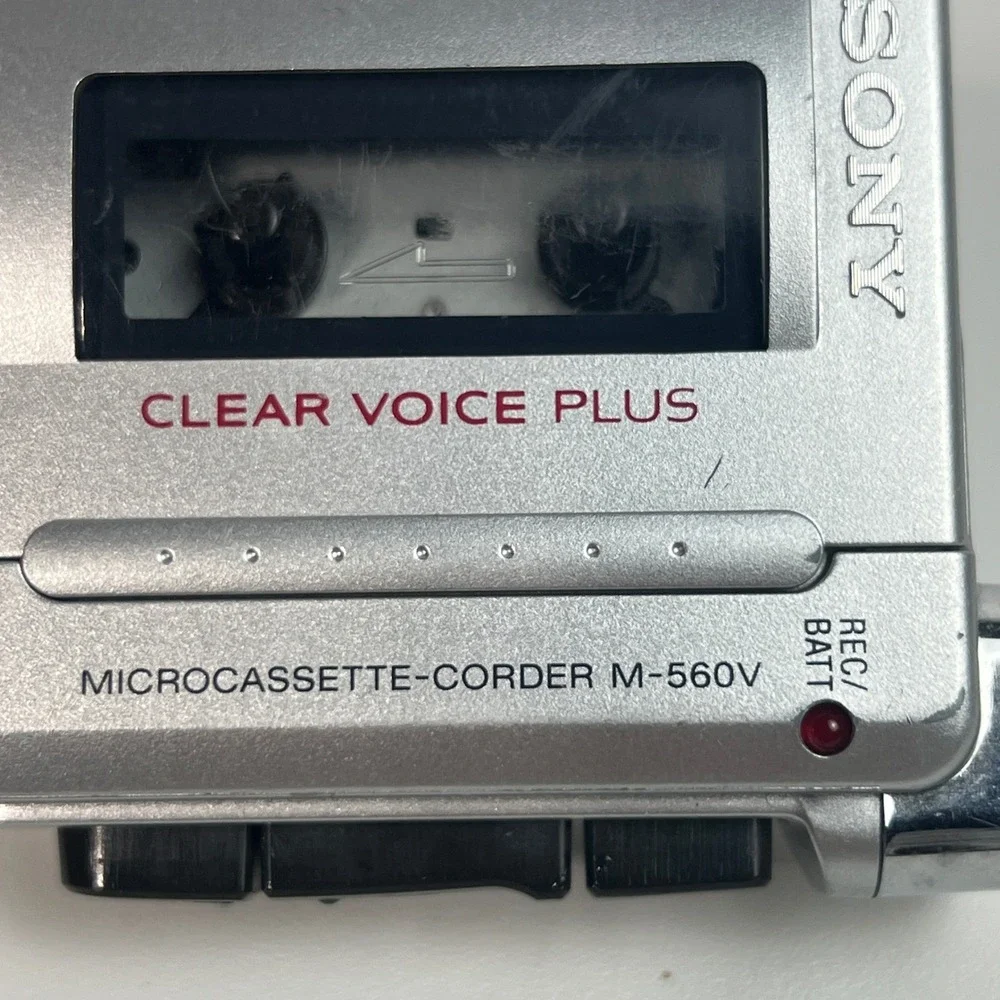 Sony M-560V Microcassette-Corder Handheld Voice Recorder FOR PARTS/REPAIR